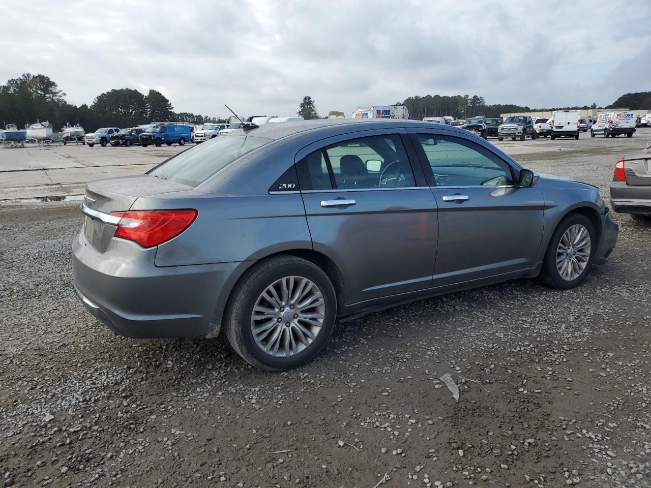 2012 Chrysler 200 - Image 3
