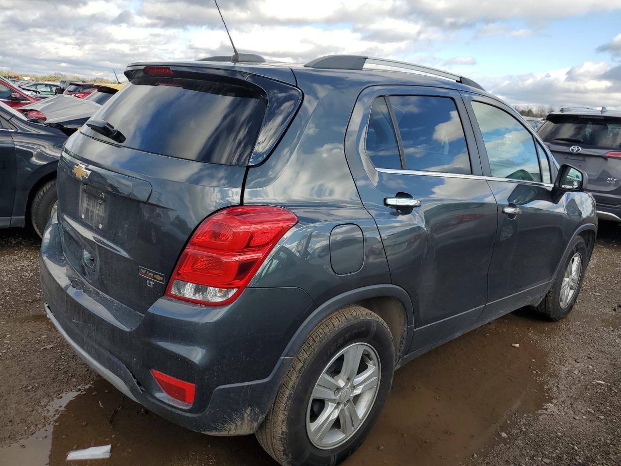 2018 Chevrolet Trax - Image 3