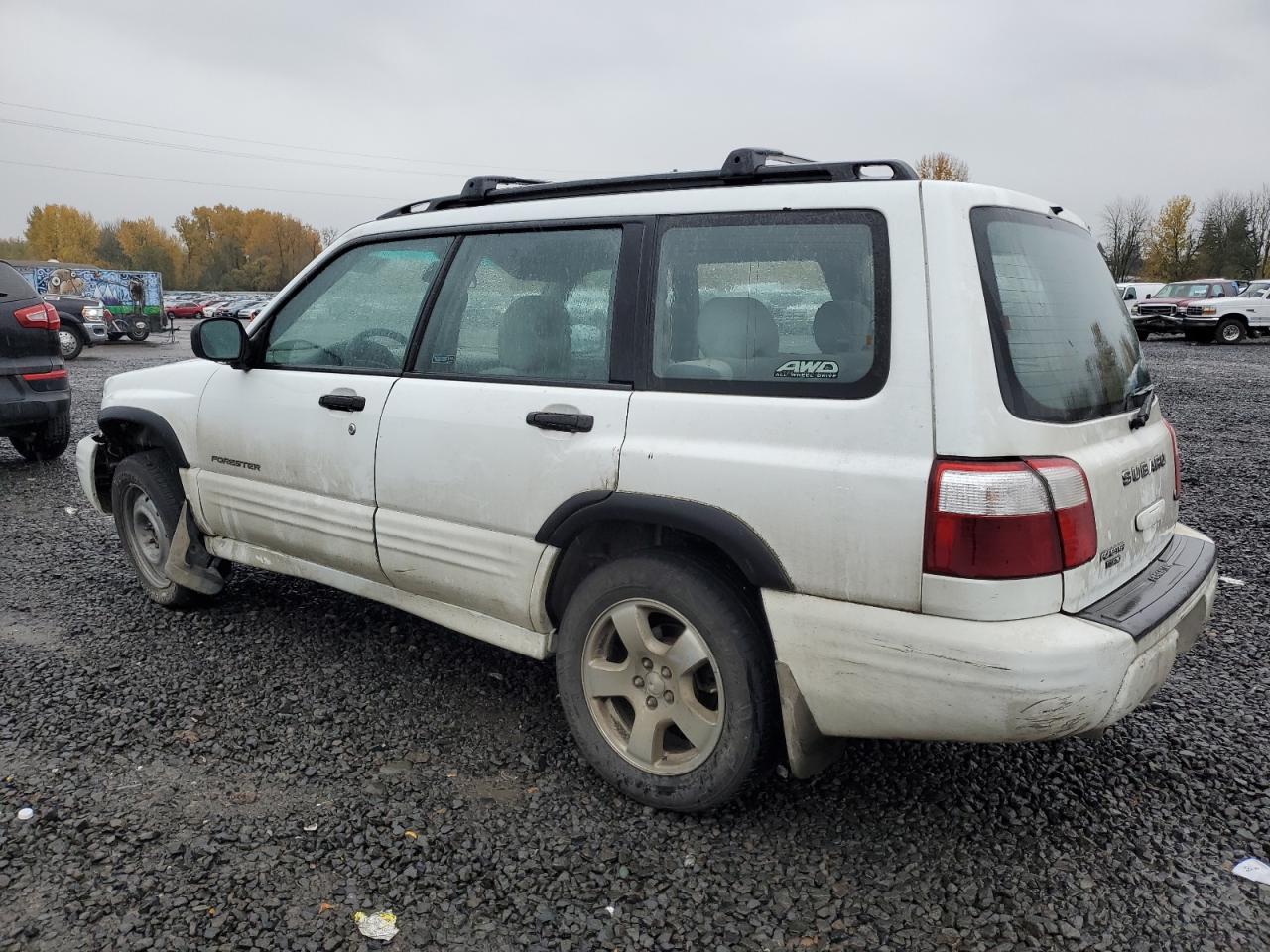 2002 Subaru Forester - Image 2