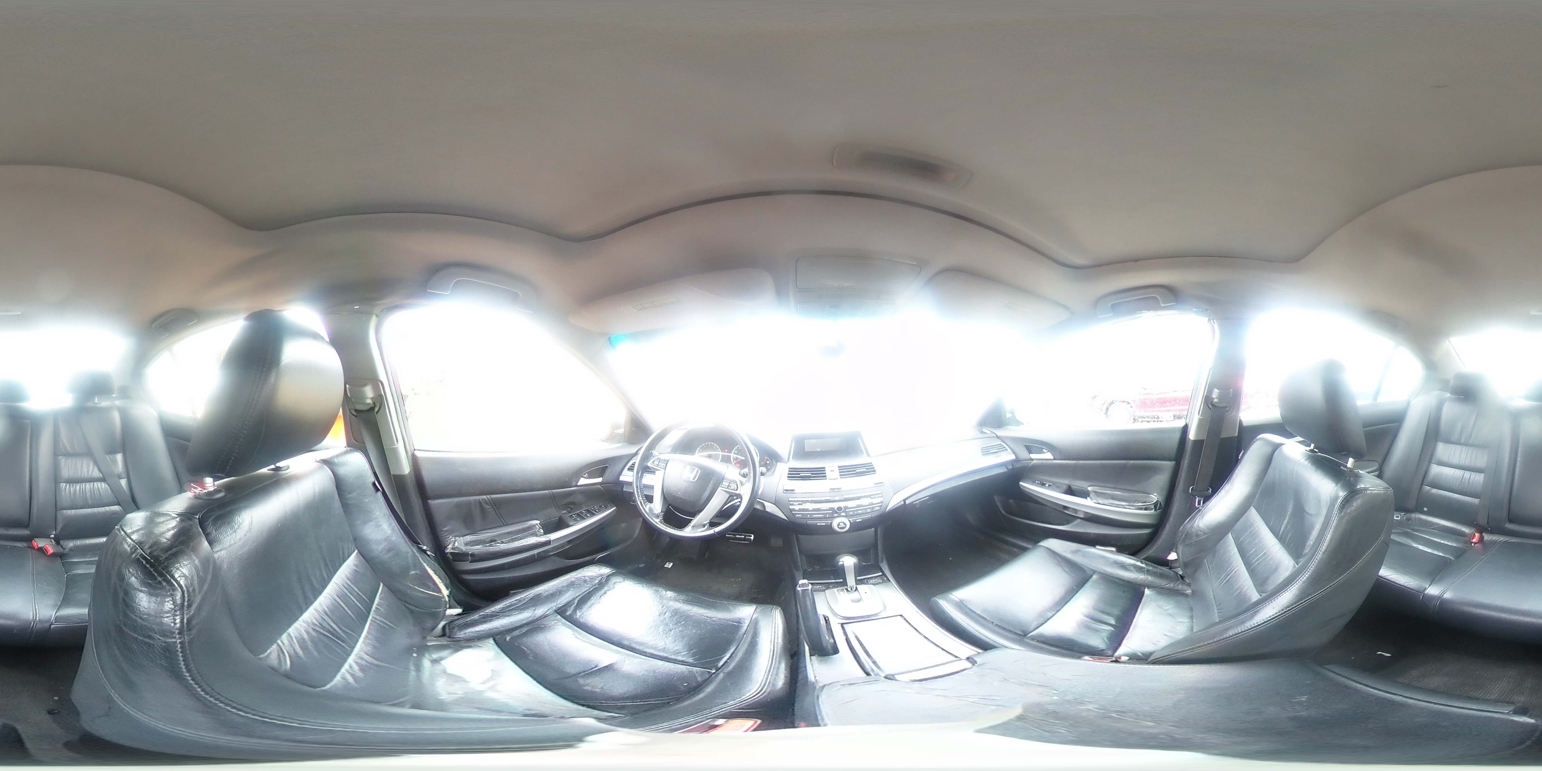 2010 Honda Accord - Image 12