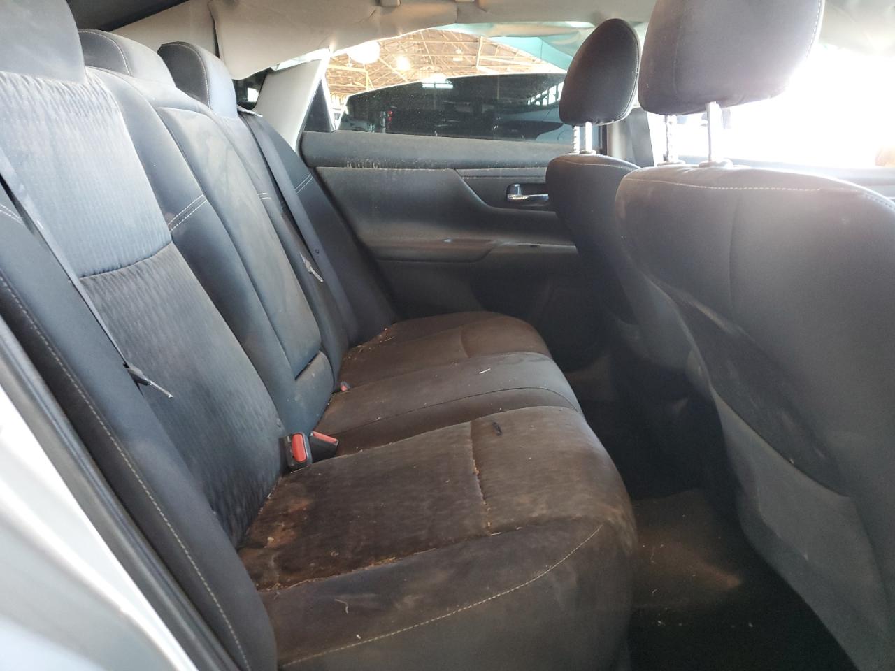 2018 Nissan Altima - Image 10
