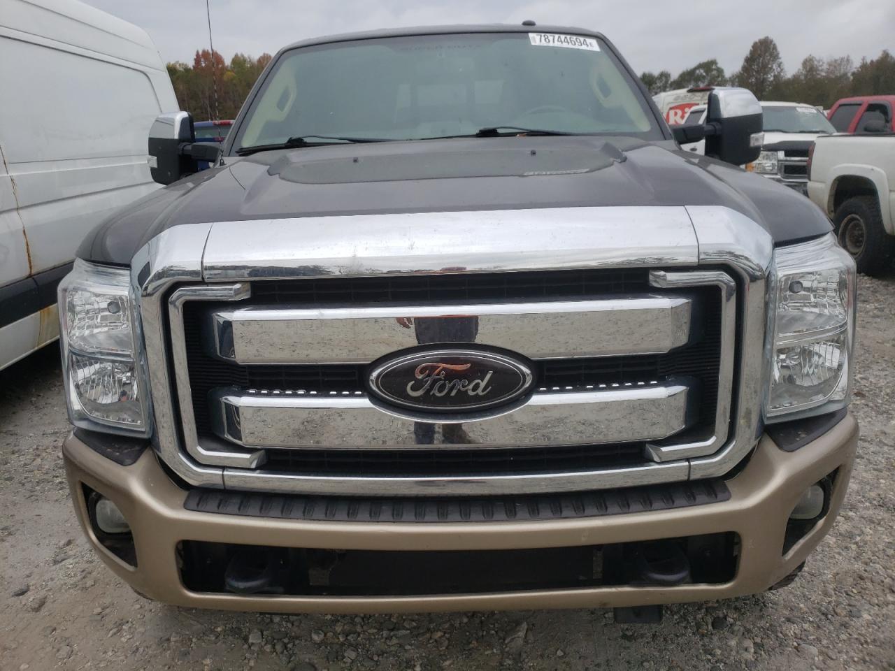 2014 Ford F250 - Image 5