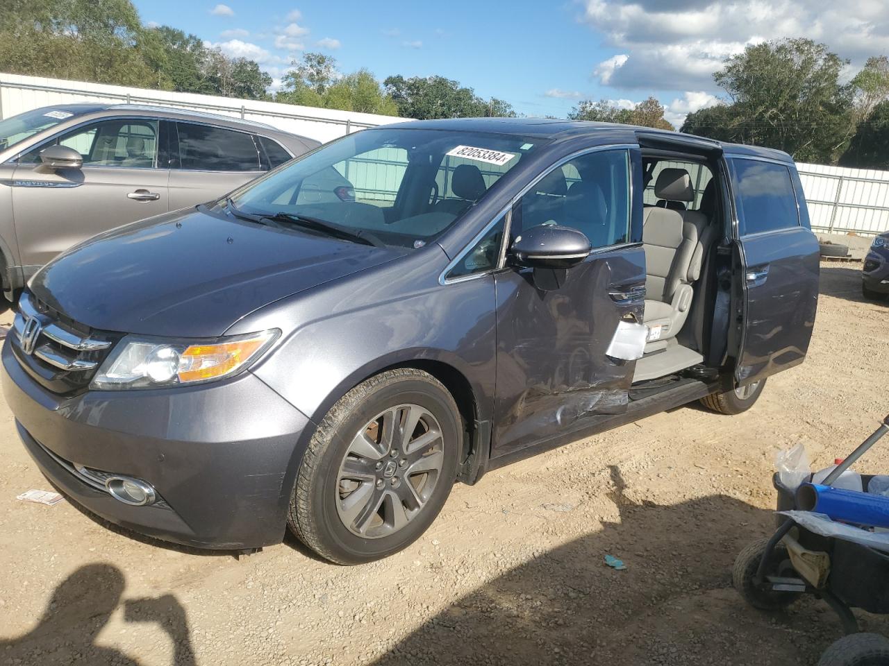 2014 Honda Odyssey - Image 1