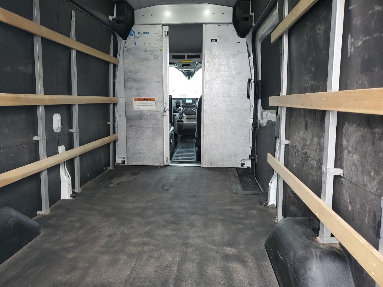 2022 Ford Transit - Image 10