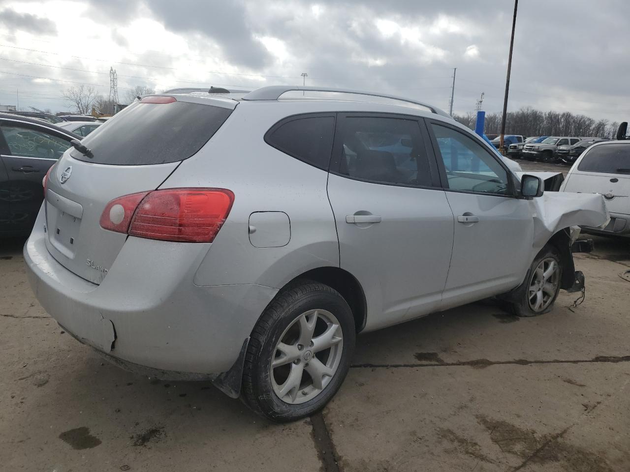 2008 Nissan Rogue - Image 3