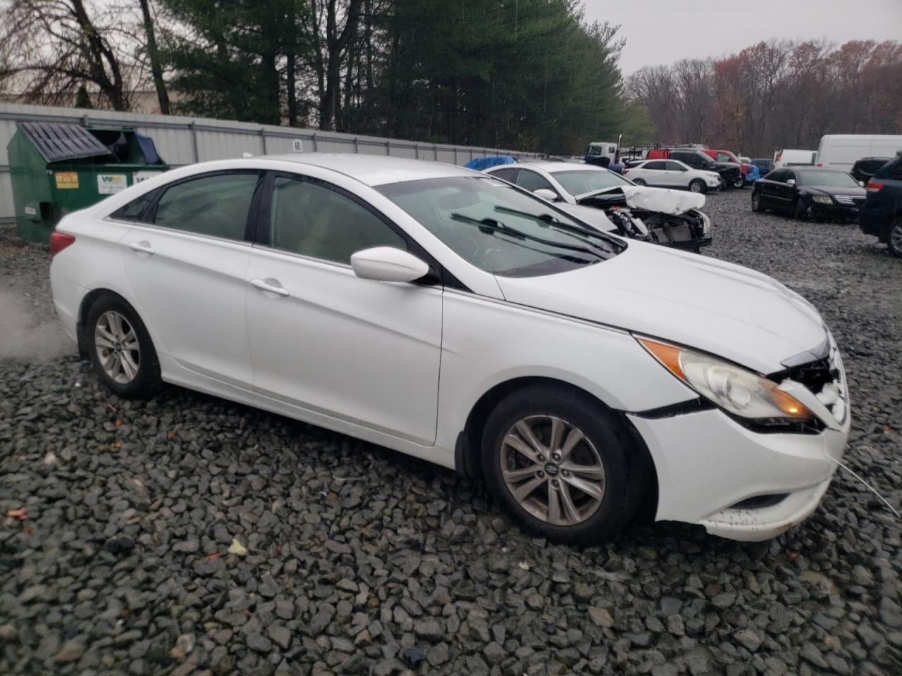 2013 Hyundai Sonata - Image 4