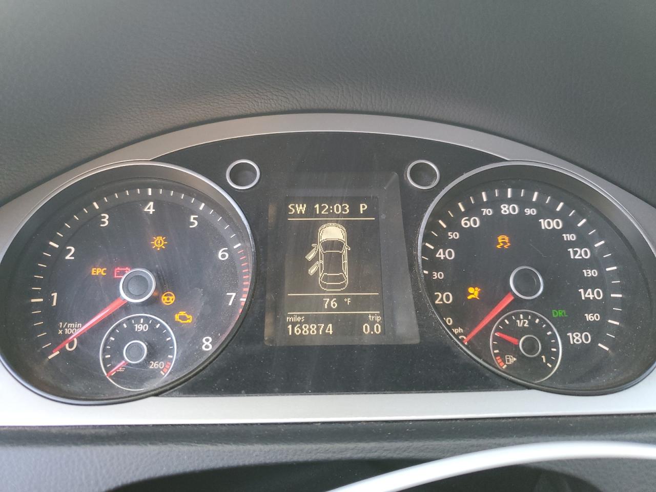 2010 Volkswagen Passat CC - Image 9