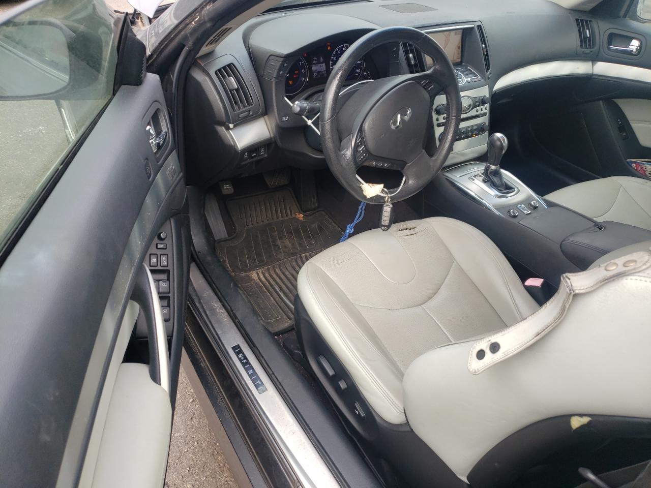 2011 Infiniti G - Image 8