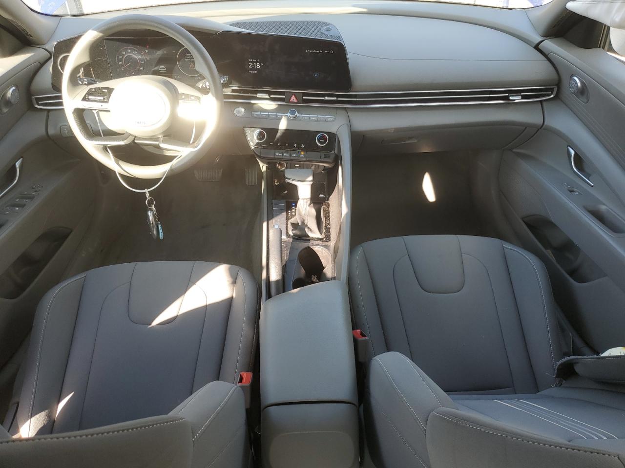 2024 Hyundai Elantra - Image 8