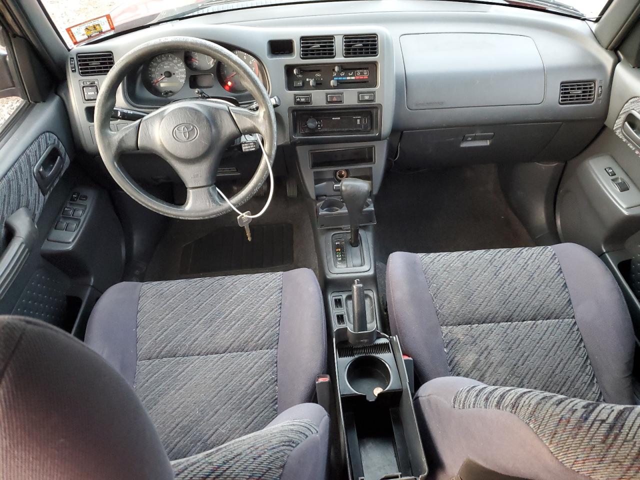 2000 Toyota RAV 4 - Image 8