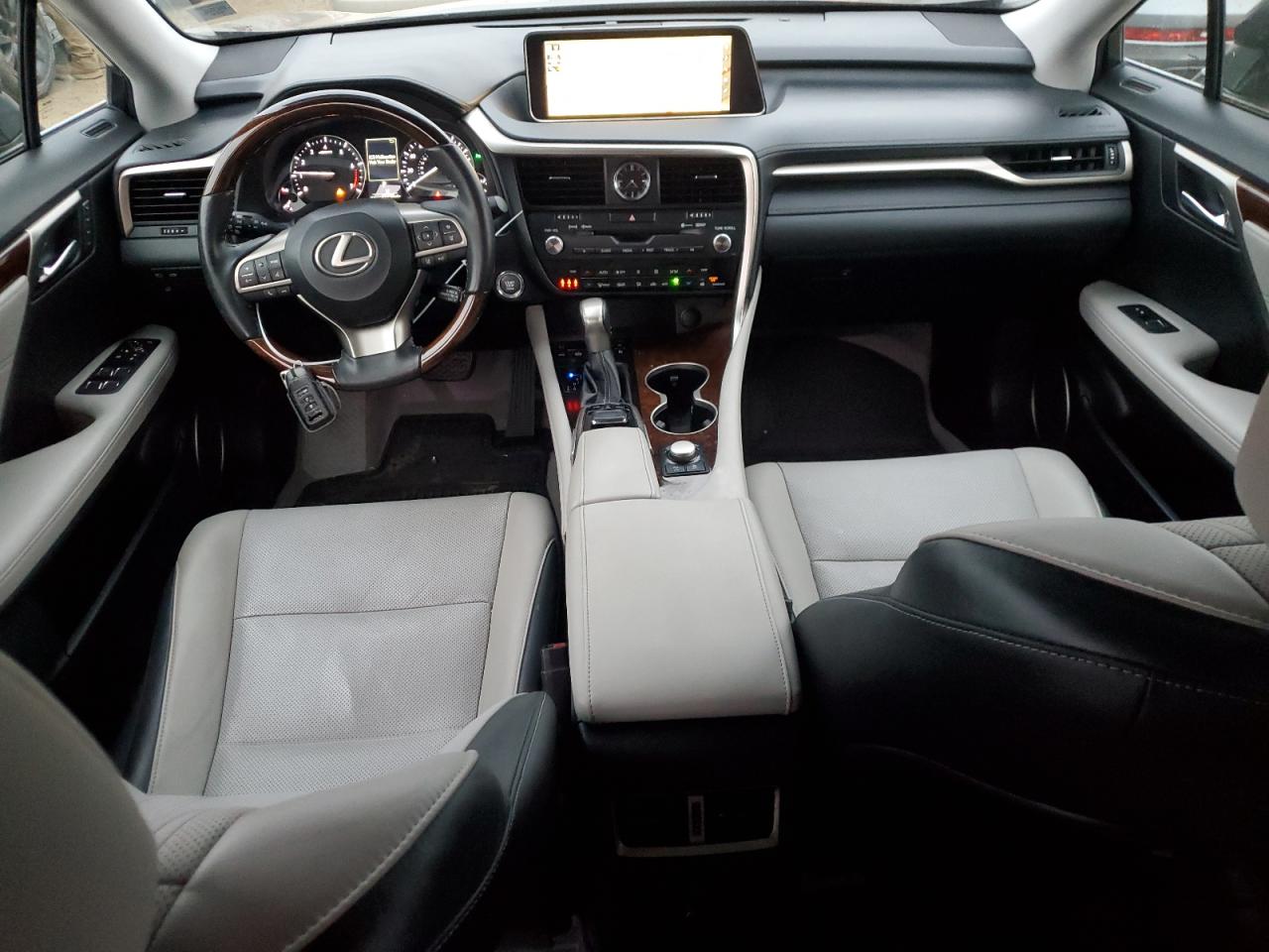 2017 Lexus RX - Image 8