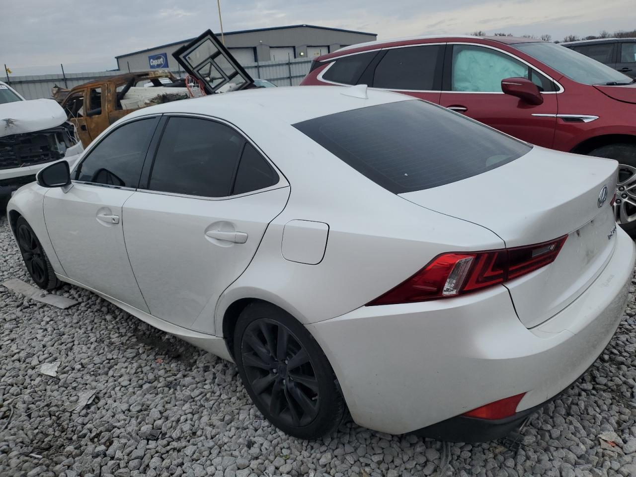 2016 Lexus IS - Image 2