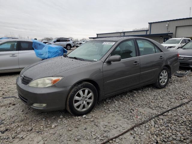 2004 Toyota Camry Le продається в Wayland, MI - Side