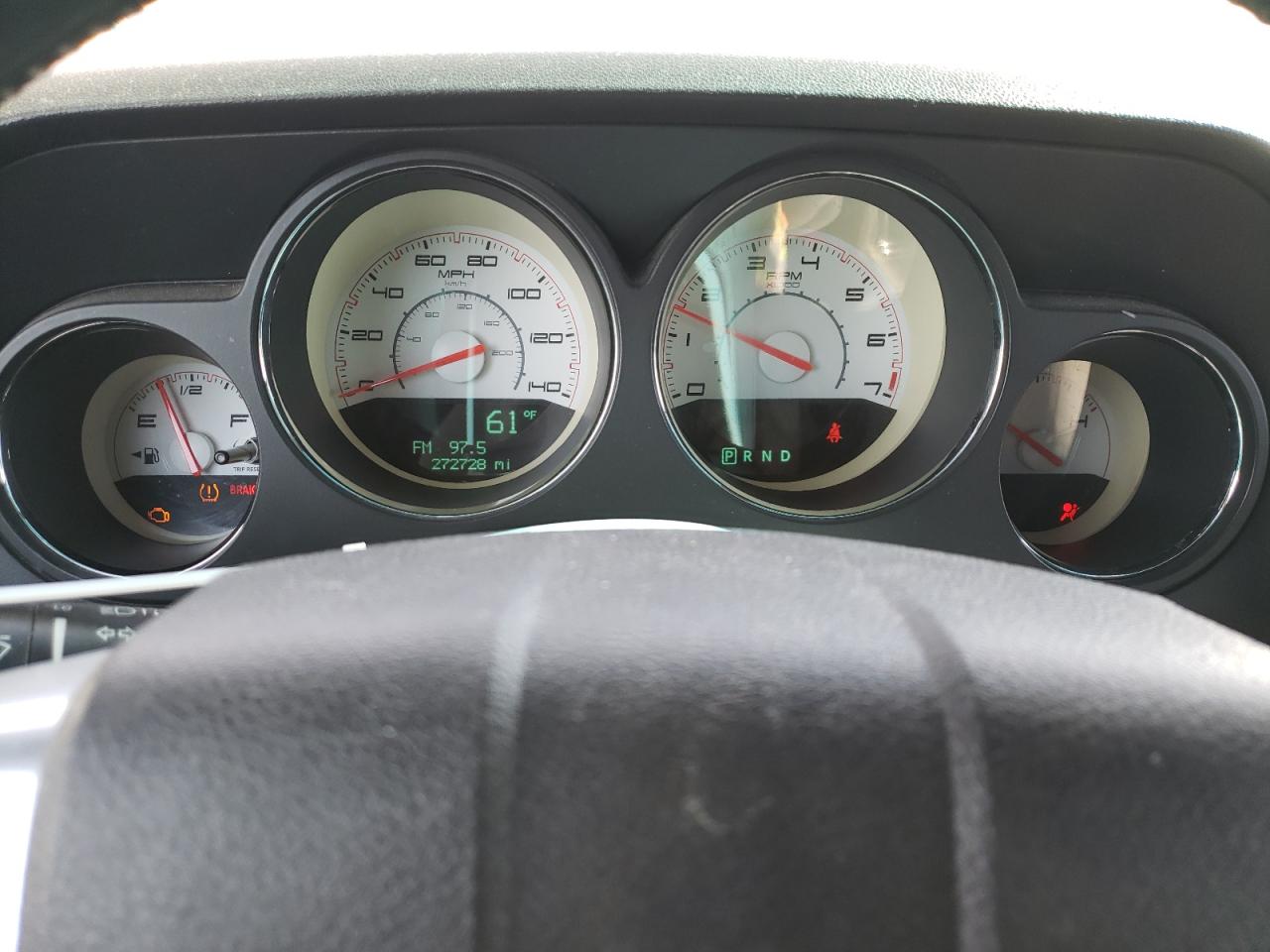 2011 Dodge Challenger - Image 9