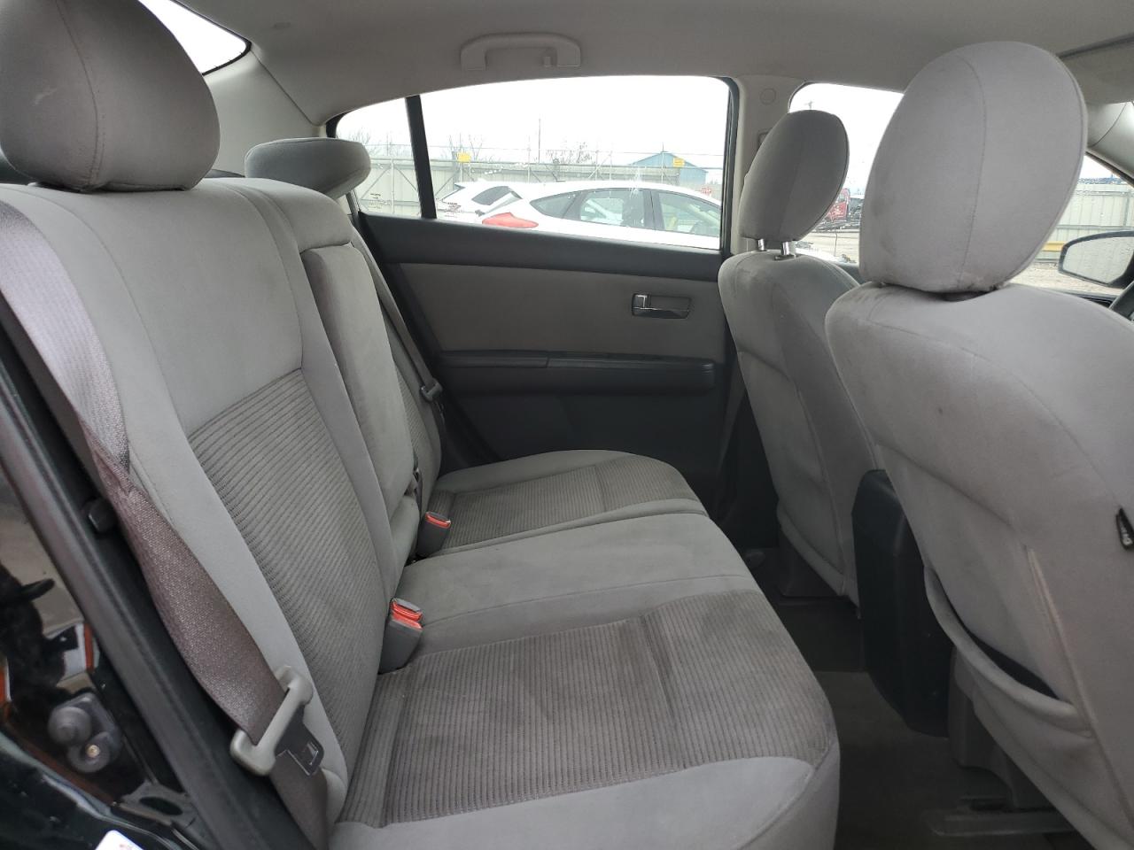 2011 Nissan Sentra - Image 10