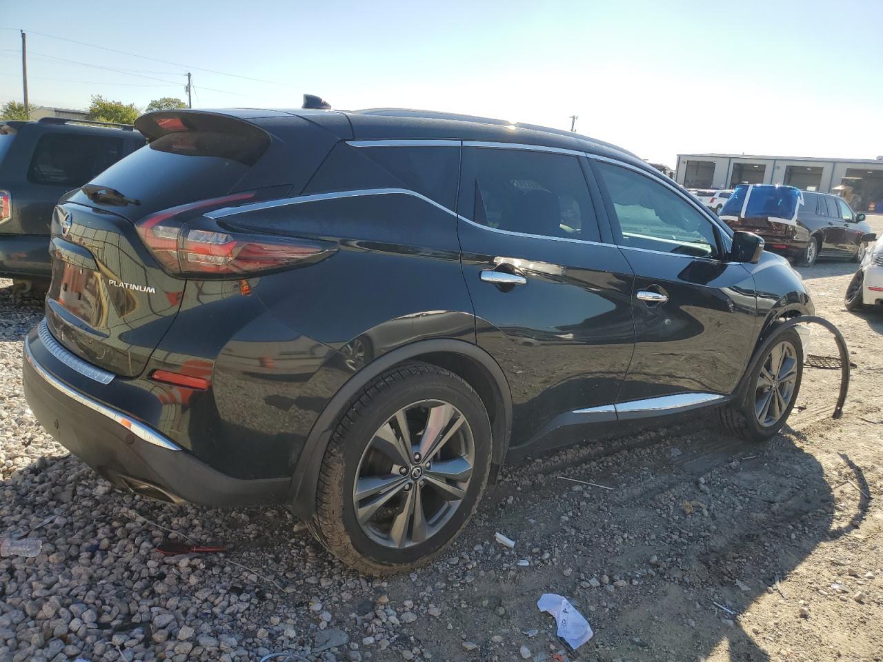 2019 Nissan Murano - Image 3