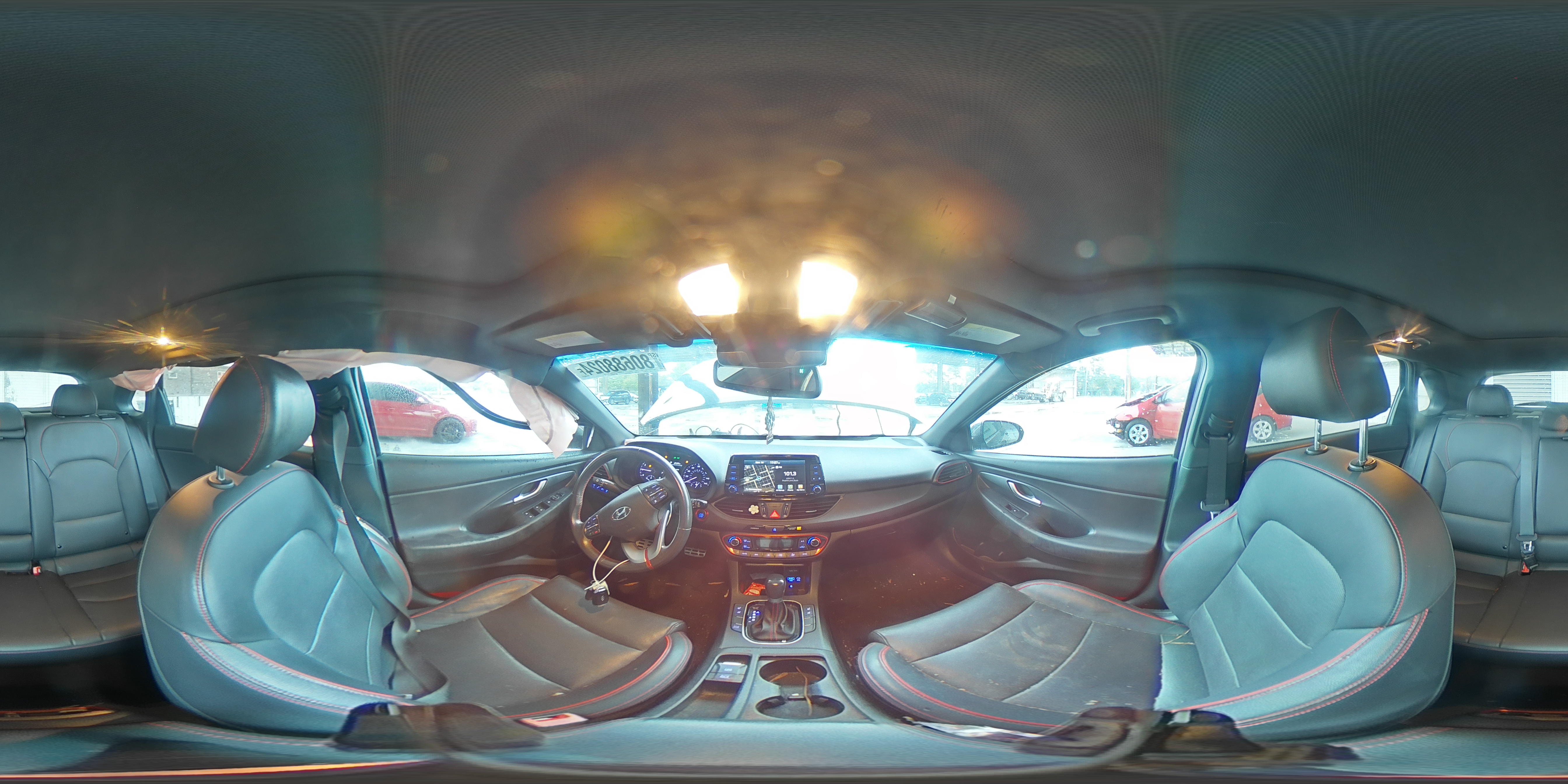 2018 Hyundai Elantra - Image 13