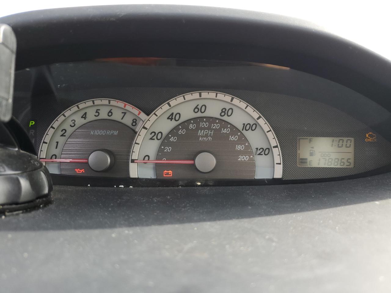 2008 Toyota Yaris - Image 9