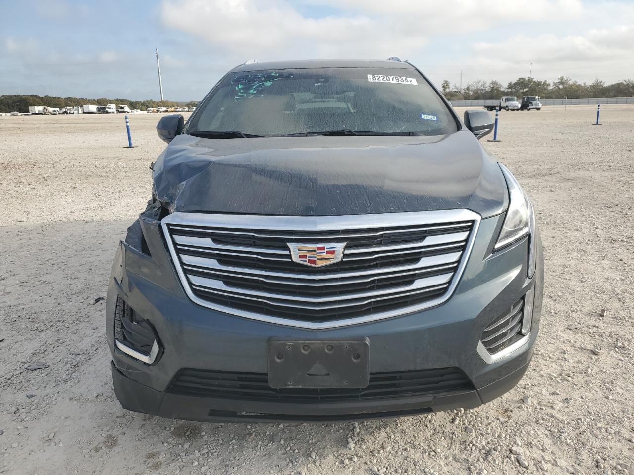 VIN 1GYKNARS7KZ196189 2019 CADILLAC XT5 no.5