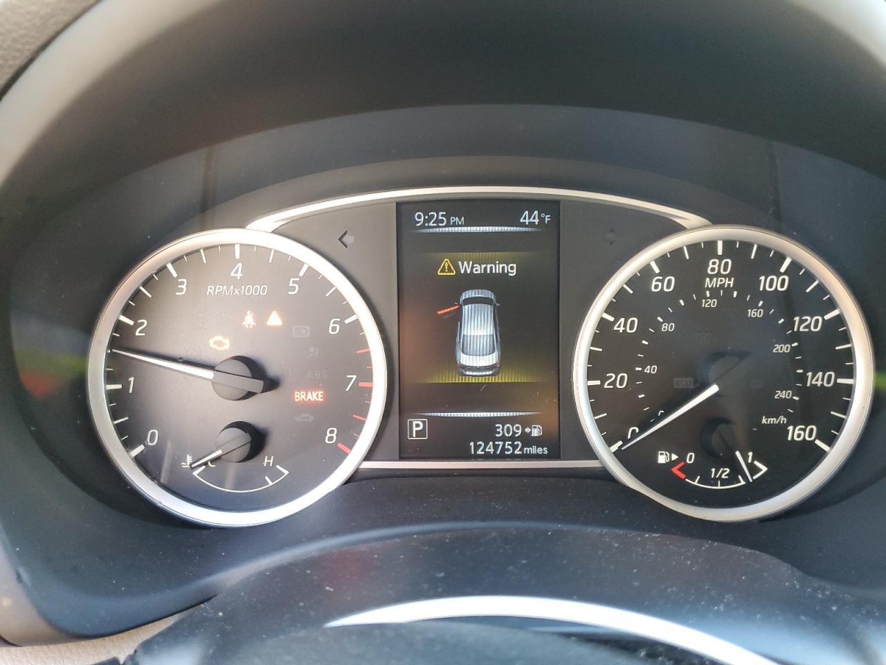 2016 Nissan Sentra - Image 9