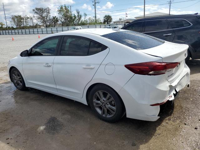  HYUNDAI ELANTRA 2018 Белый