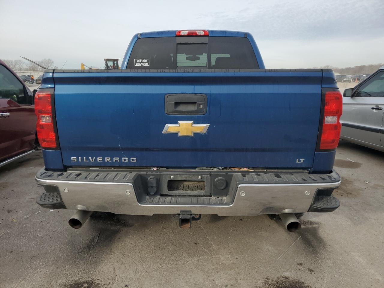 2015 Chevrolet Silverado - Image 6