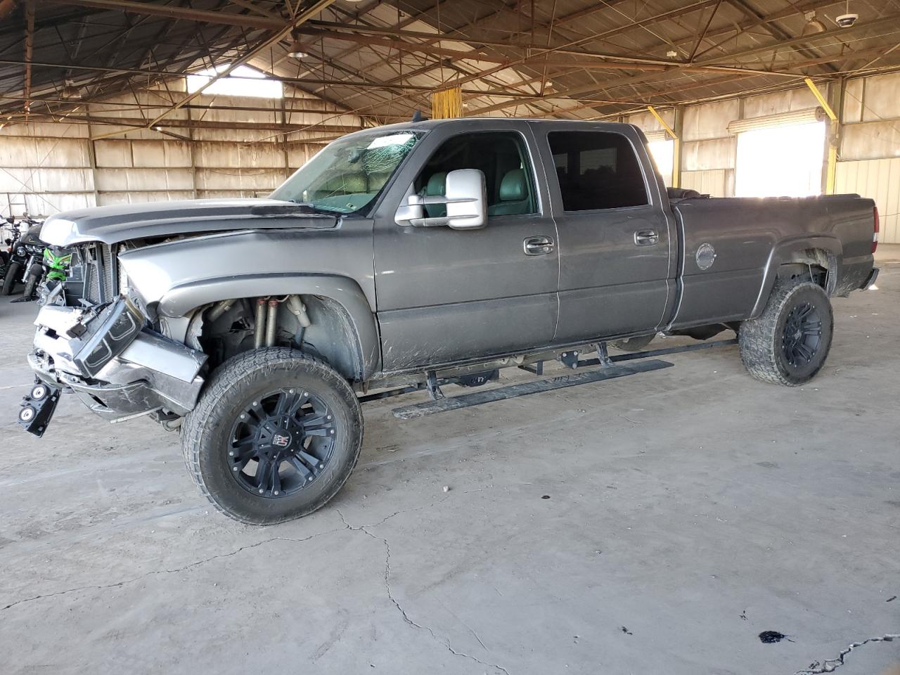 2006 Chevrolet Silverado - Image 1