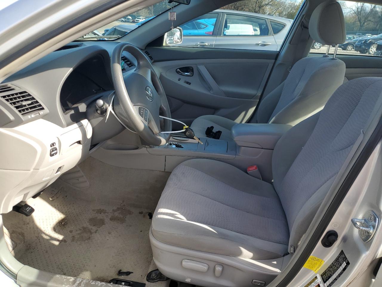 2011 Toyota Camry - Image 7