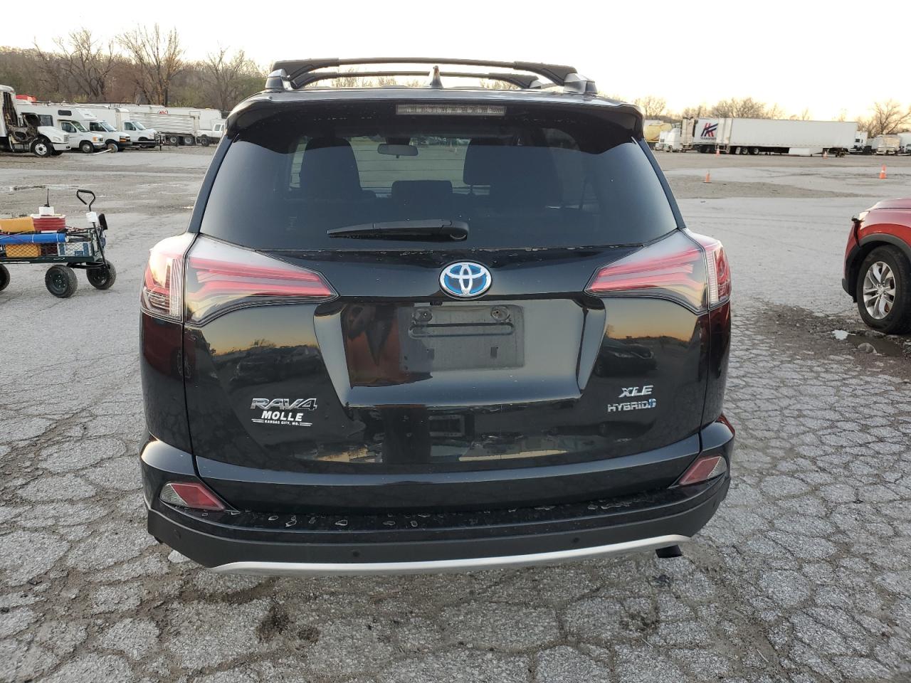 2016 Toyota Rav4 Hv Xle VIN: JTMRJREVXGD024905 Lot: 80883384