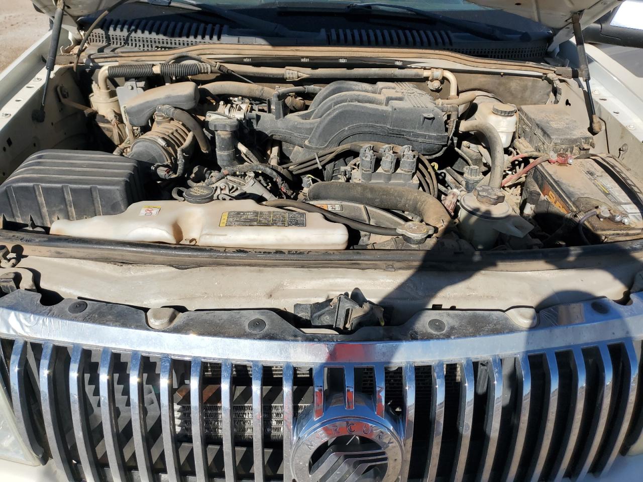 2009 Mercury Mountaineer - Image 13