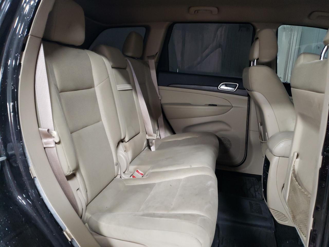 2015 Jeep Grand Cherokee - Image 10