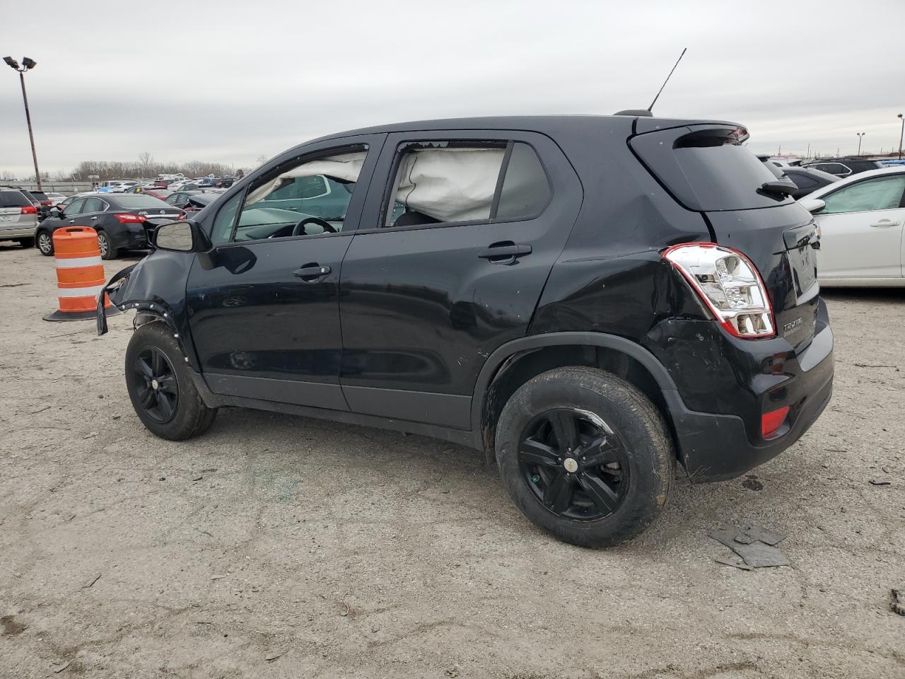 2020 Chevrolet Trax - Image 2
