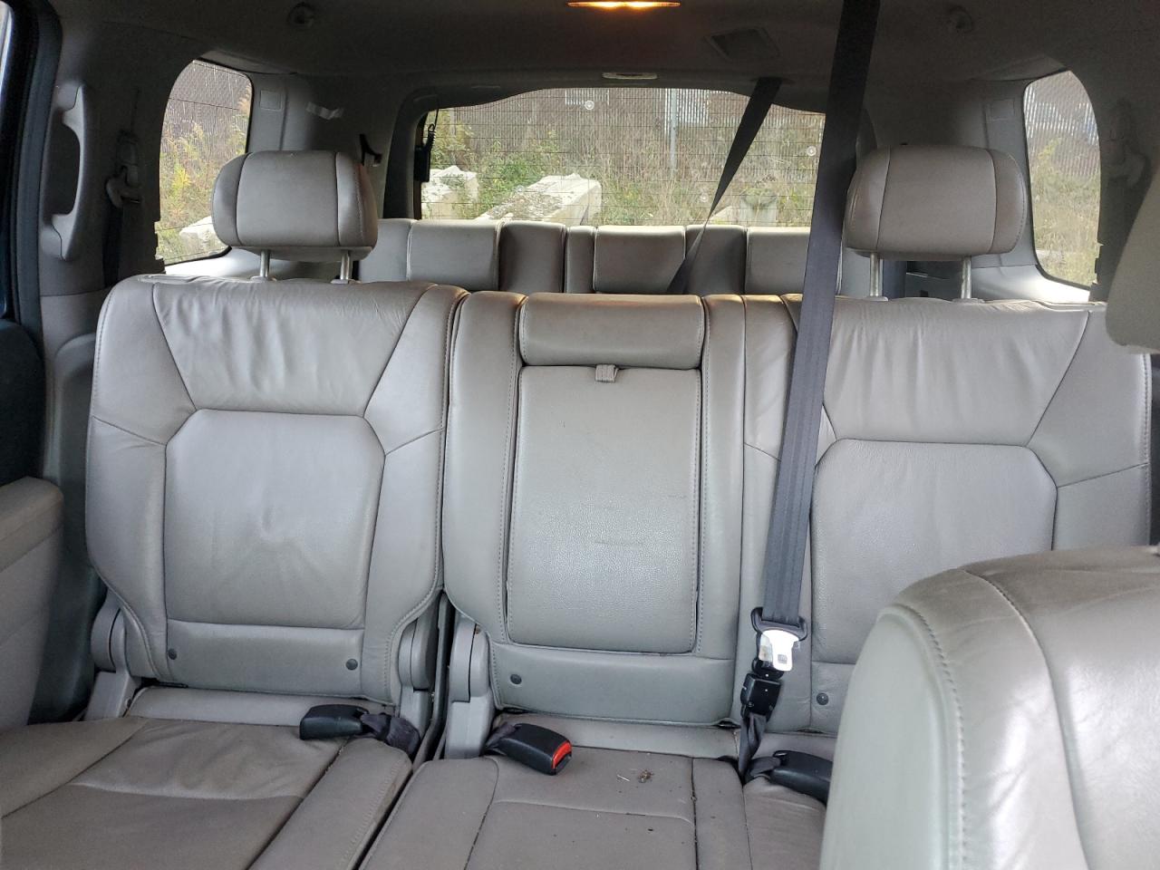 2011 Honda Pilot - Image 10