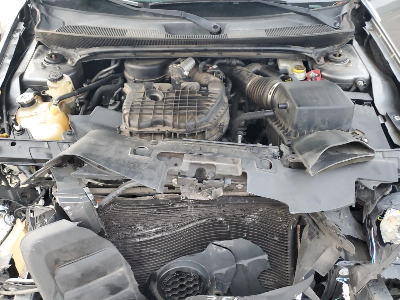 2013 Chrysler 200 - Image 11