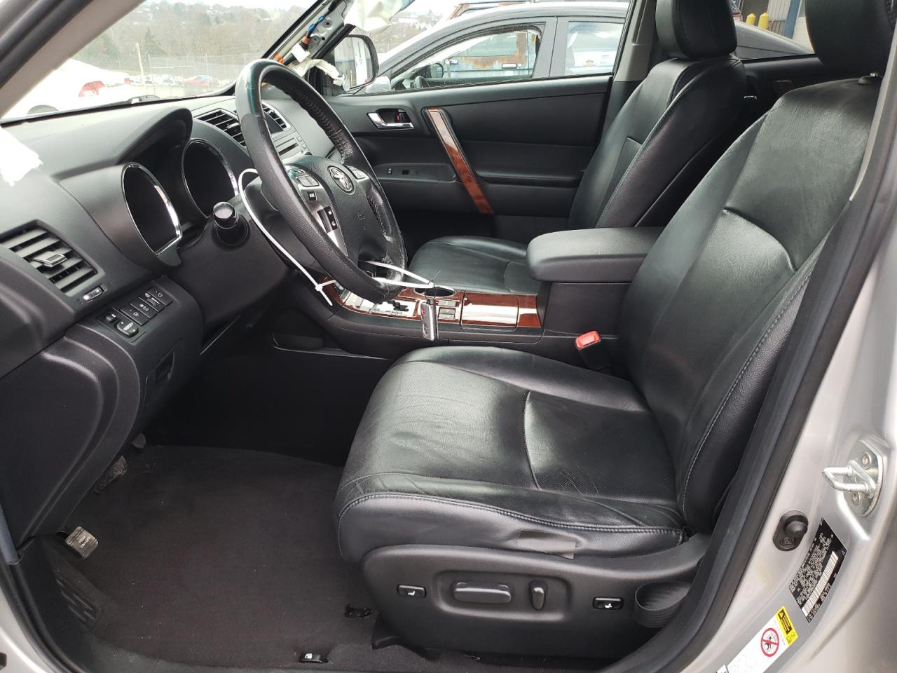 2011 Toyota Highlander - Image 7