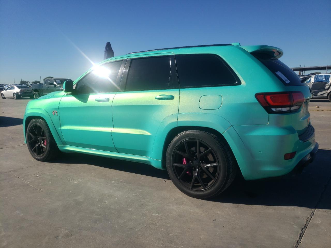 2018 Jeep Grand Cherokee - Image 2