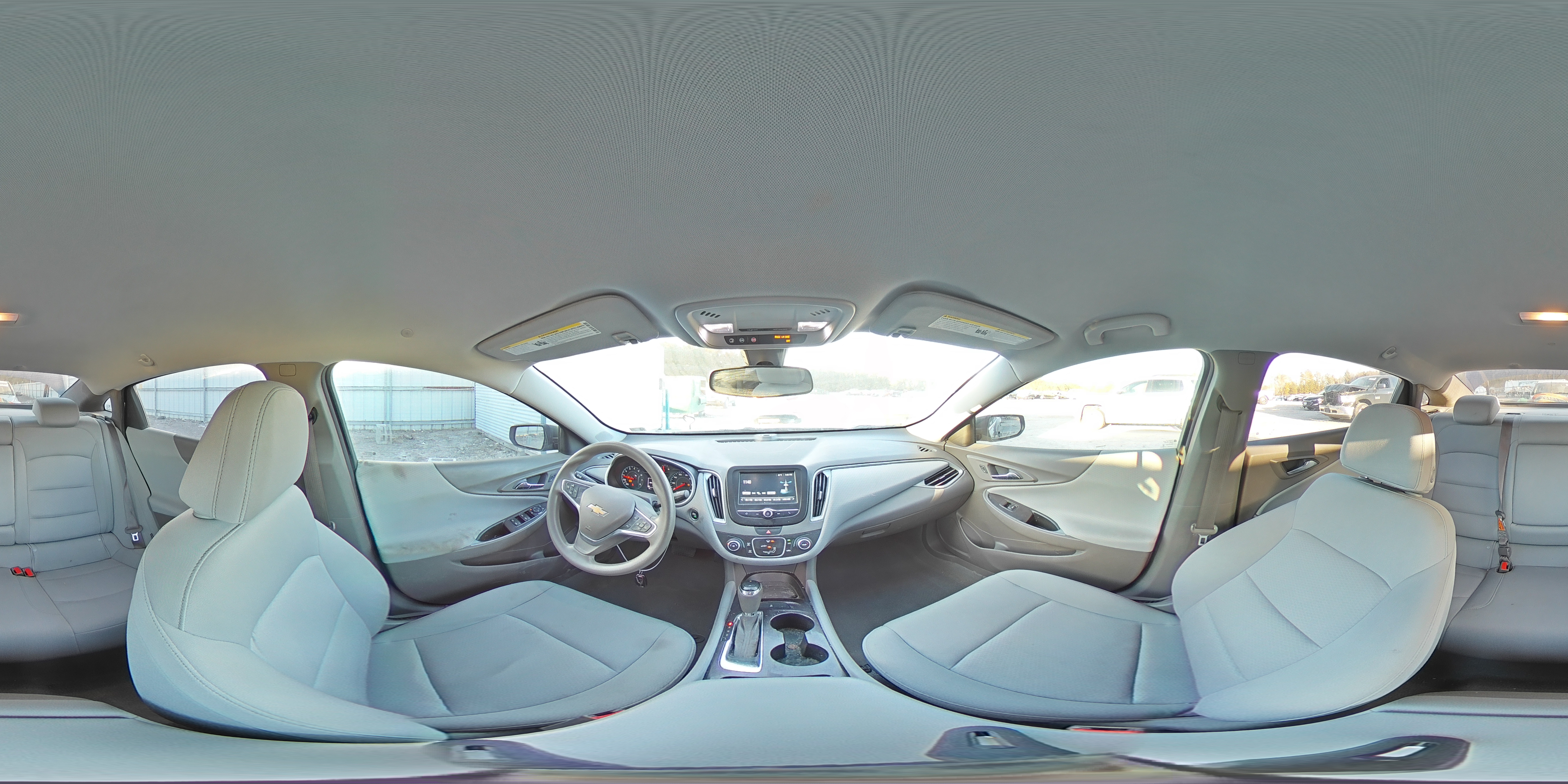2018 Chevrolet Malibu - Image 12