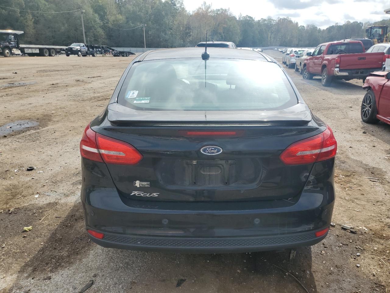 2018 Ford Focus Titanium VIN: 1FADP3J25JL294595 Lot: 79682484