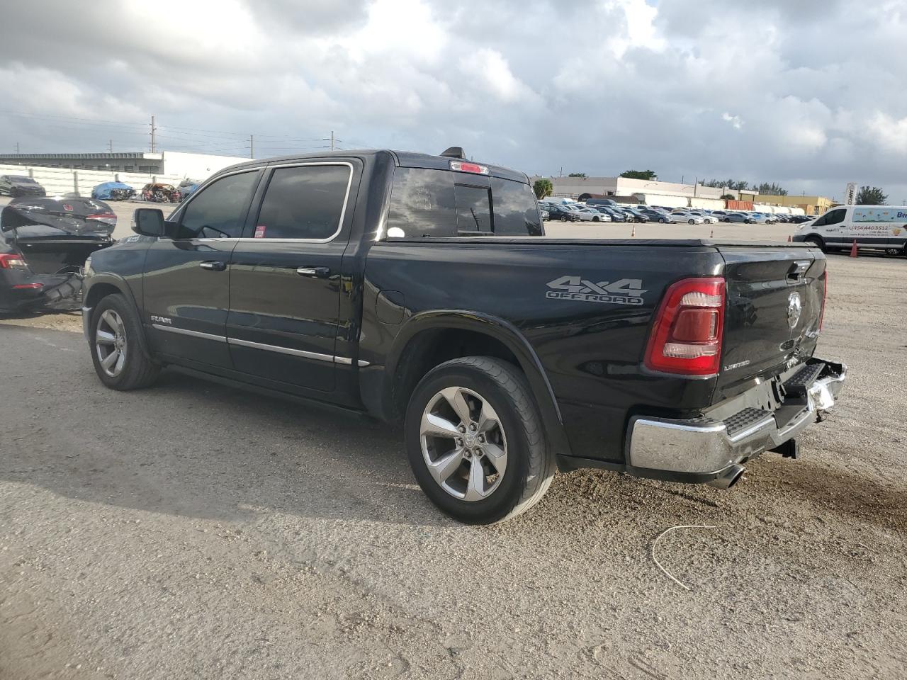 2020 RAM 1500 - Image 2