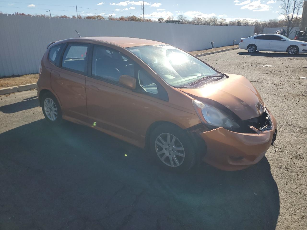 2011 Honda Fit - Image 4