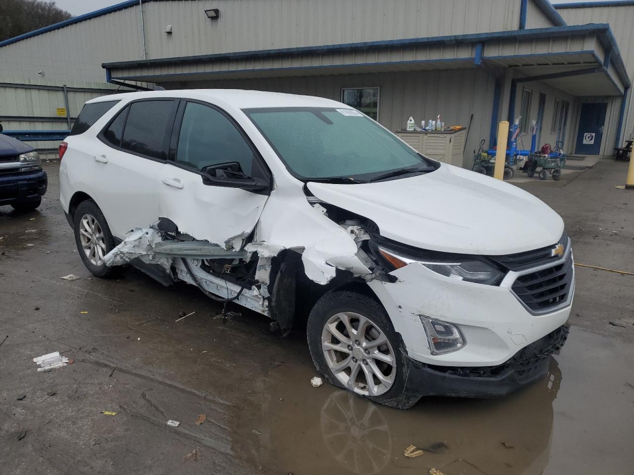 2019 Chevrolet Equinox - Image 4