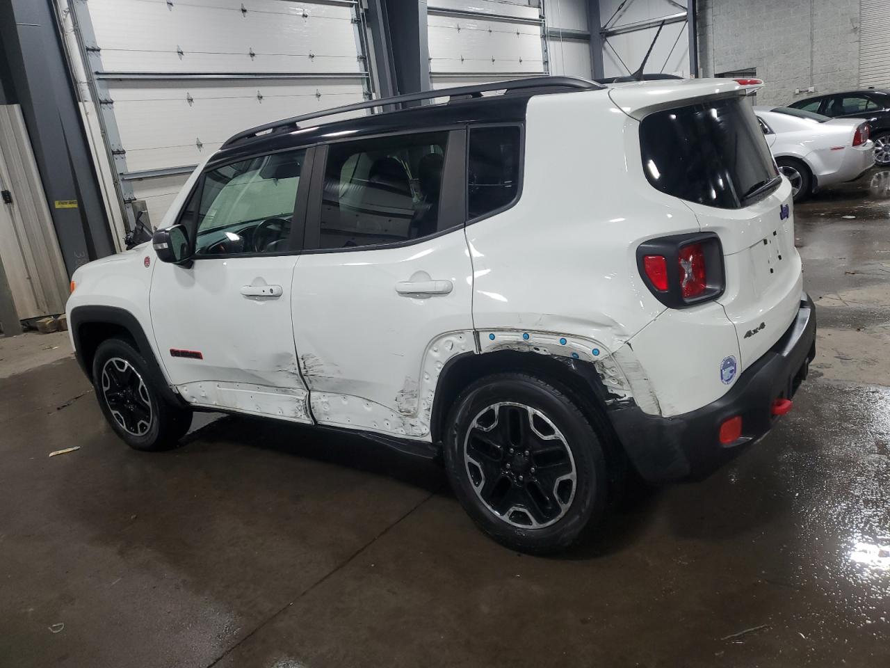 VIN ZACCJBCB3HPF09881 2017 JEEP RENEGADE no.2