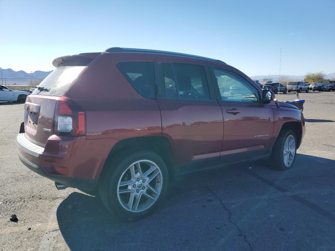 VIN 1C4NJDCB9ED510340 2014 JEEP COMPASS no.3