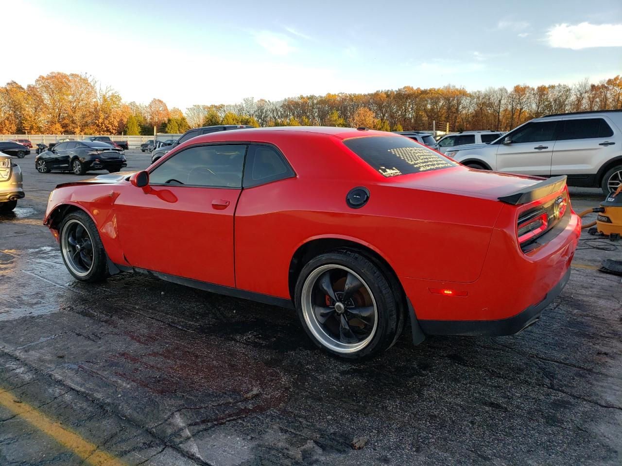 2016 Dodge Challenger - Image 2