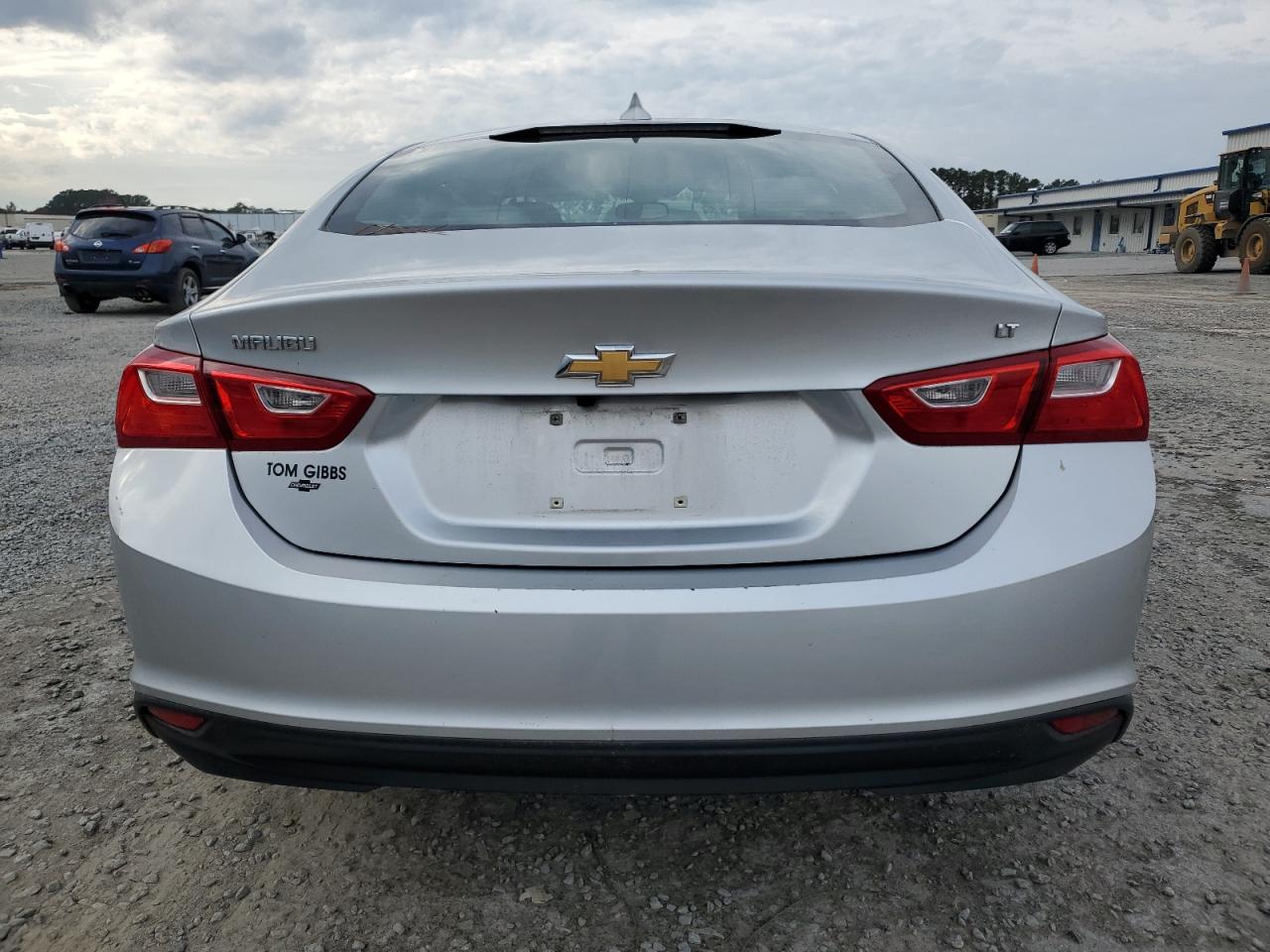 2018 Chevrolet Malibu - Image 6