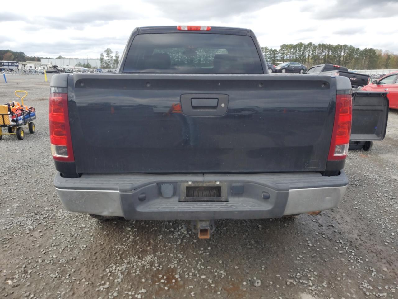 2013 GMC Sierra - Image 6