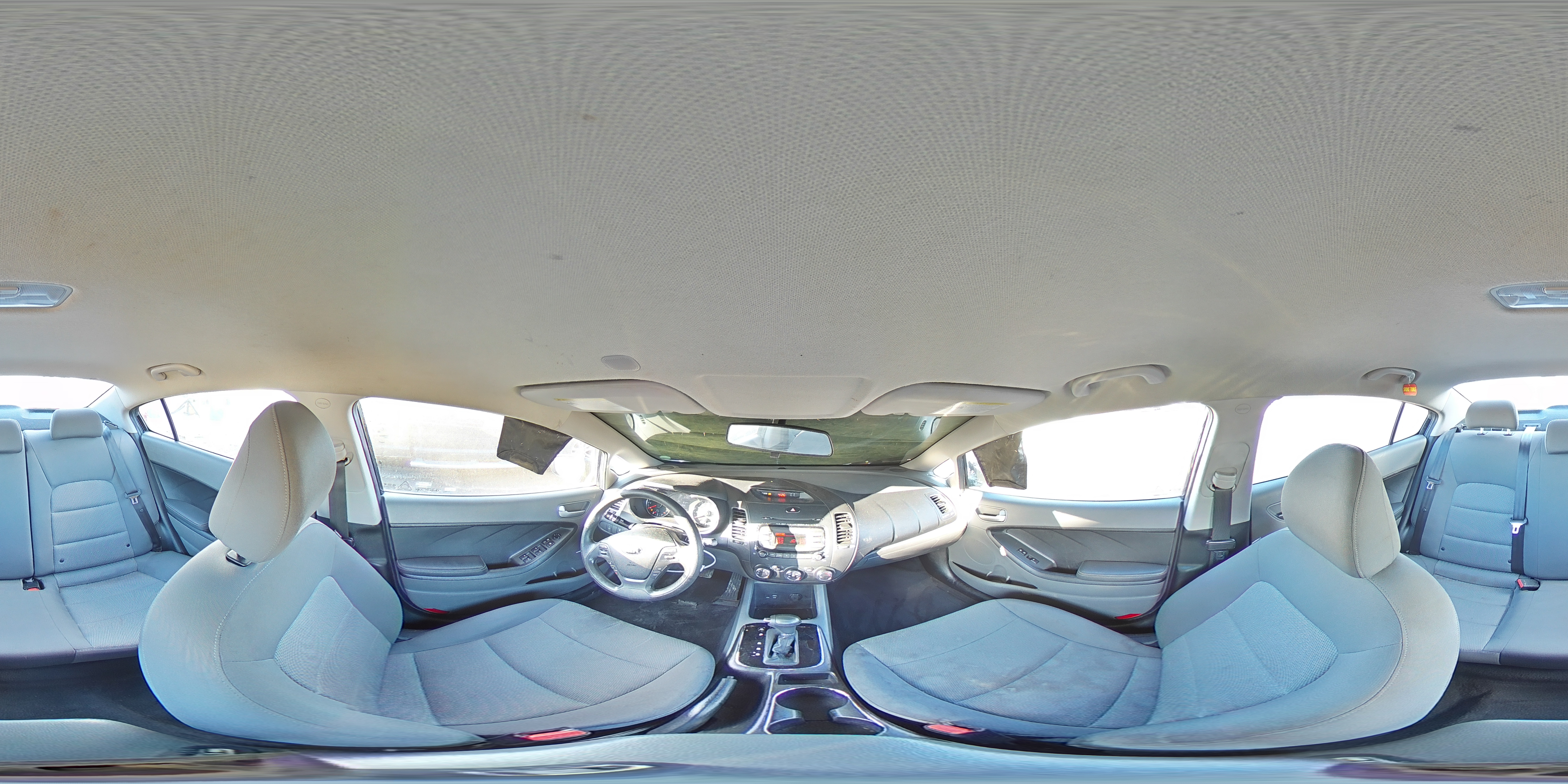2017 Kia Forte - Image 12