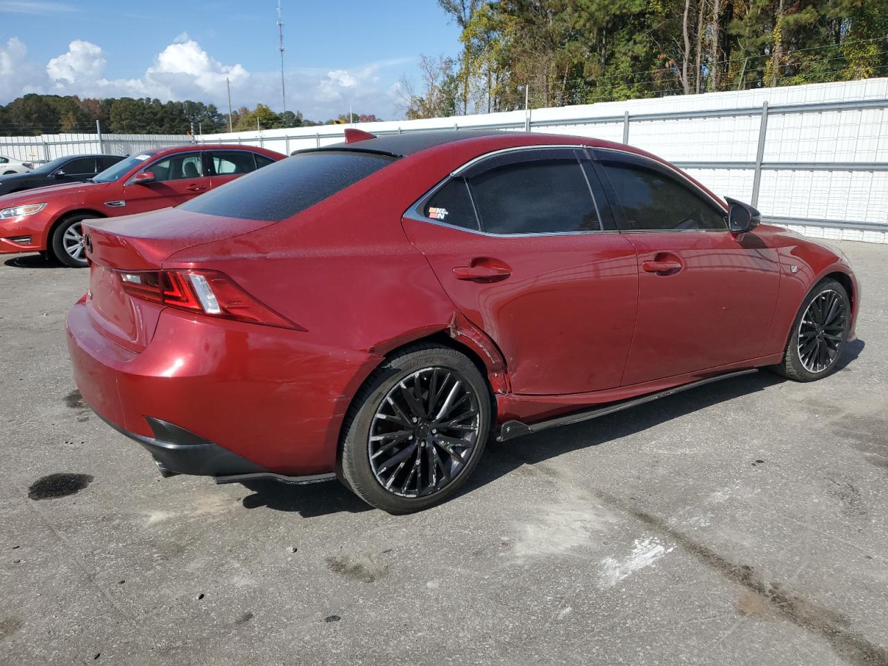 2015 Lexus IS - Image 3