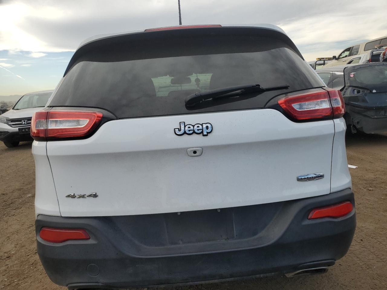 2017 Jeep Grand Cherokee - Image 6