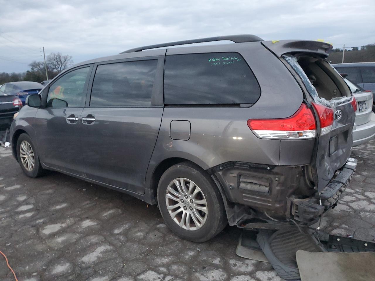 2012 Toyota Sienna Xle VIN: 5TDYK3DC9CS177084 Lot: 80577664